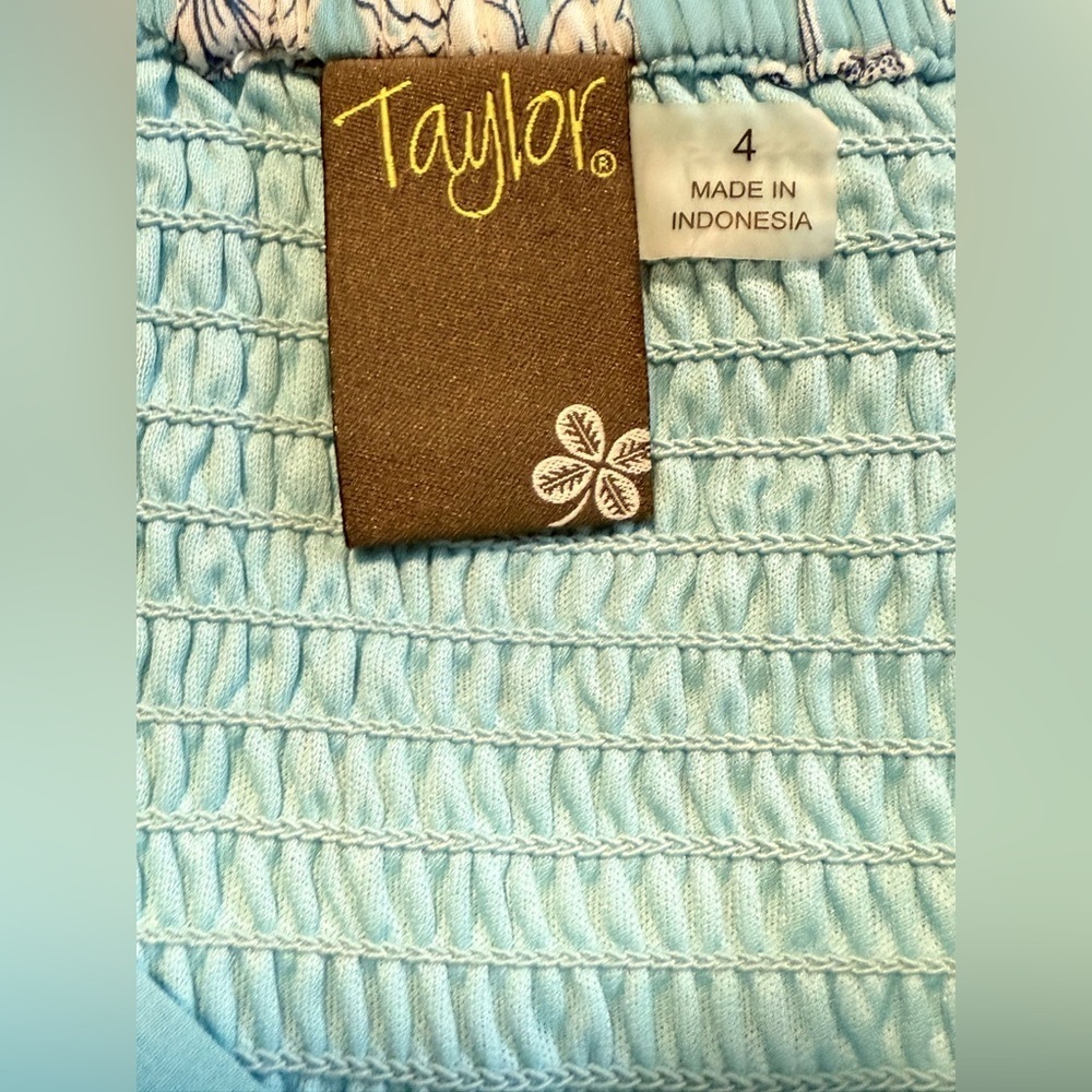 Taylor Light Blue Textured Dress Size 4 - Picture 6 of 11